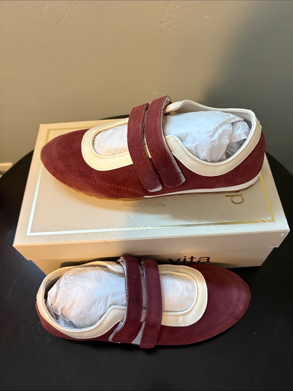 NW BOX - Dolce Vita Burgundy & Cream Suede Velcro Sneakers - Size 8 fit like 7.5 - Picture 4 of 7